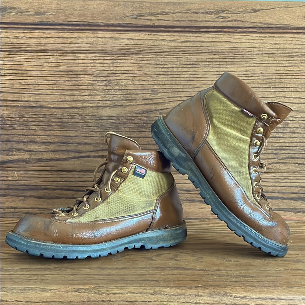 Men's Brown Danner Light Leather Boots